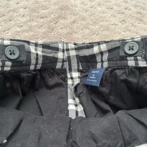 Black and White Gap Mini Skirt - Picture 4 of 5